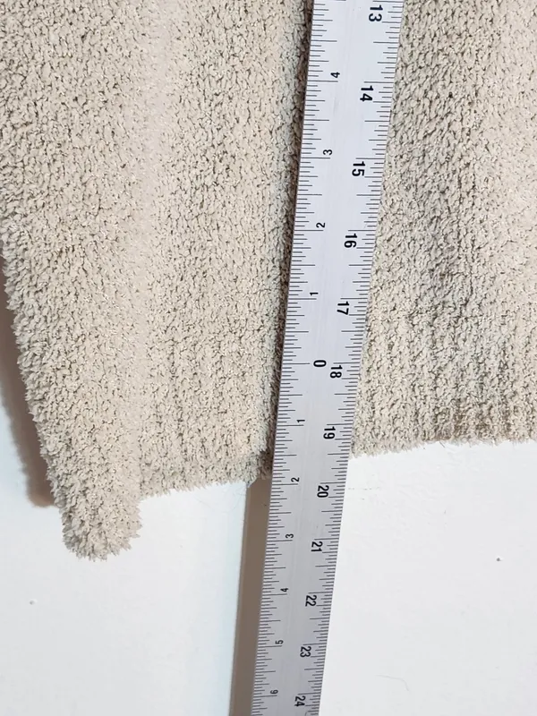 Double Zero Cream Fuzzy Cropped Sweater Size Small - Image 7