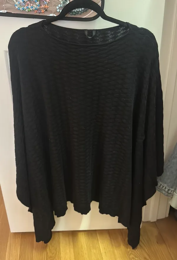 Lululemon Poncho - Image 2