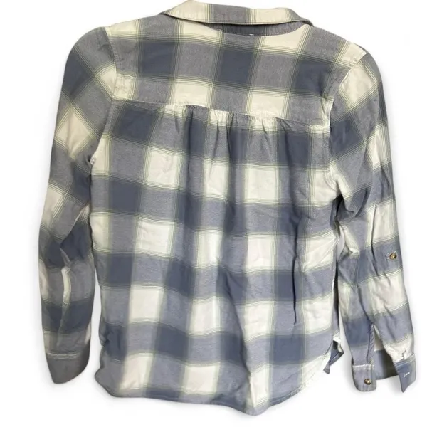 Women’s Wrangler Button-Up Shirt - Size Small, Soft & Lightweight, 100% Rayon - Image 4