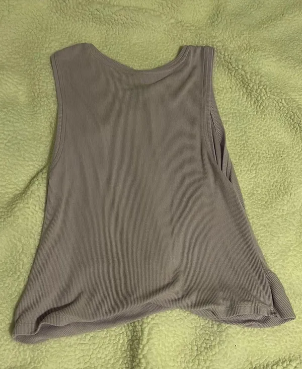 Zobha Purple tank top - Image 3