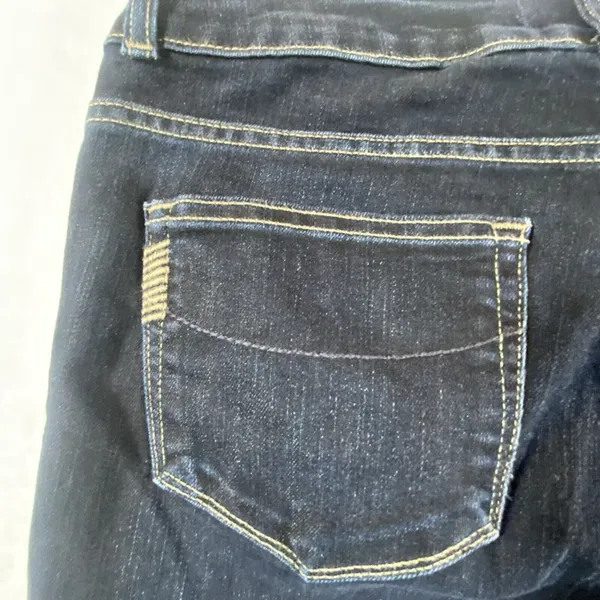 Paige Jeans Hidden Hills Women's‎ 30x29.5 Mid Rise Dark Wash Flared Slimming - Image 11
