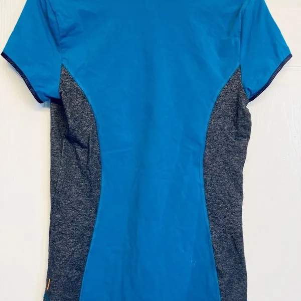 Lucy Power Athletic Top Womens Small Blue V-Neck Short Sleeve Supplex Yoga Shirt - Image 2