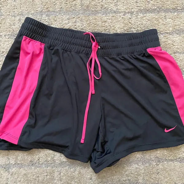 Nike Shorts - Image 3