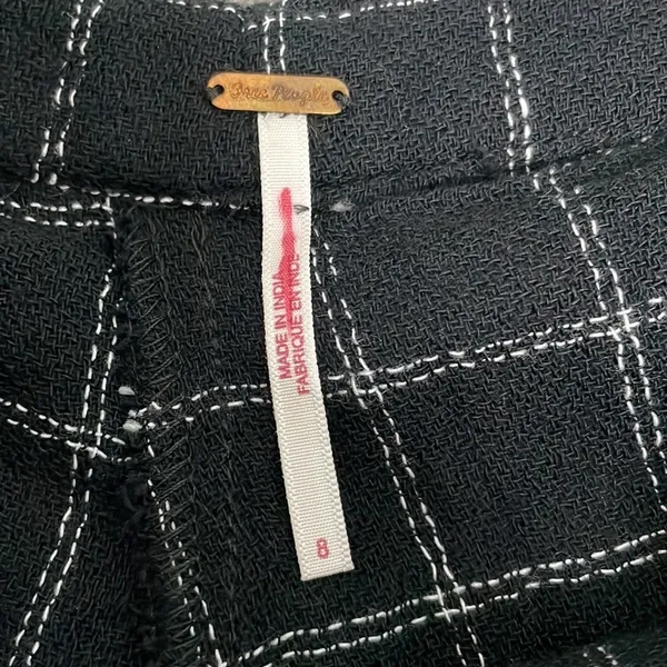 Free People Ginger black and white windowpane ruffle shorts size 8 - Image 5