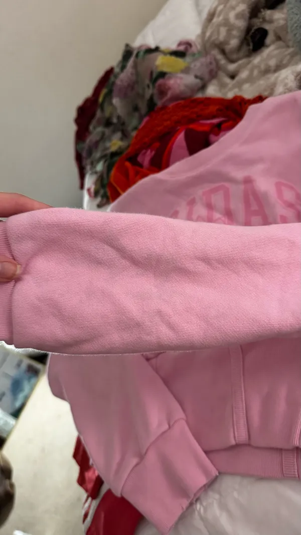 Cropped Adidas Crewneck - Image 5