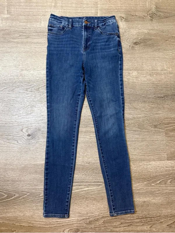 •EXPRESS• HIGH RISE SKINNY JEANS - Image 2