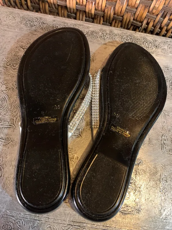 Italian Shoemakers Silver Rhinestone Sandals Size 8 - Image 3