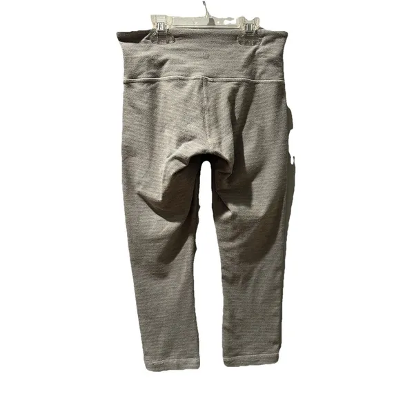 Lululemon Athletica 3/4 Length Compression Leggings (Size 6) Gray - Image 2