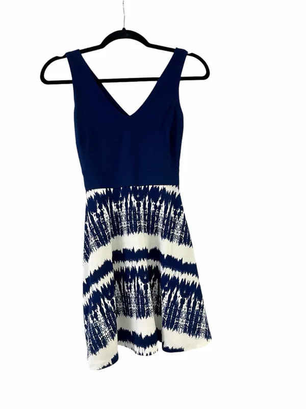 Aqua Blue & White Tie-Dye Patterned Short A-Line Skater Dress Sz XS - Image 3