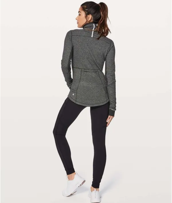 Lululemon Base Runner 1/2 Zip Pullover Jacket (6) - Image 4
