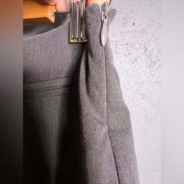 COMMENSE She's Effortless Slit Maxi Skirt with slit side zipper. Size M NWT - Image 5