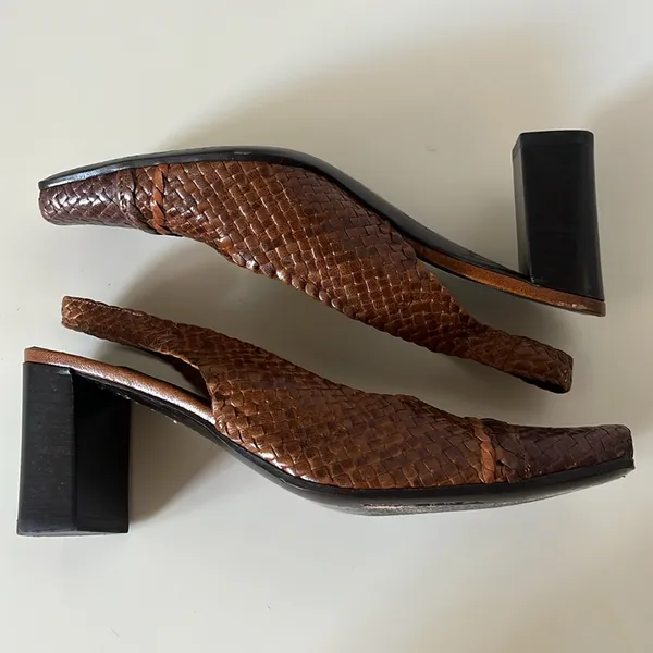 Via Spiga Woven Brown 3” Block Heels in Size 6M 56 - Image 3
