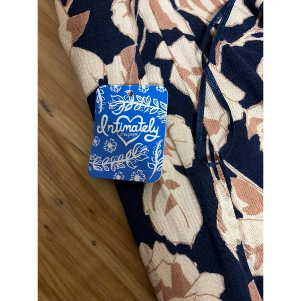 Free People navy floral mini size medium NWT - Image 5