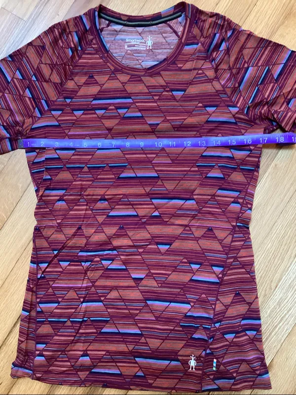 Smartwool Merino 150 Wool Tee In Habanero size medium - Image 9