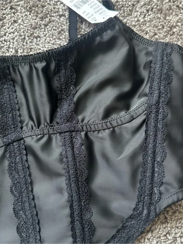 Kendall & Kylie Black Lace-Trim Bustier Crop - Image 3