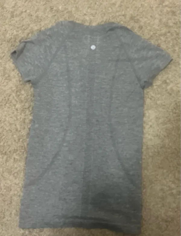 Lululemon Swiftly Tech 2.0 Short Sleeve - Image 2