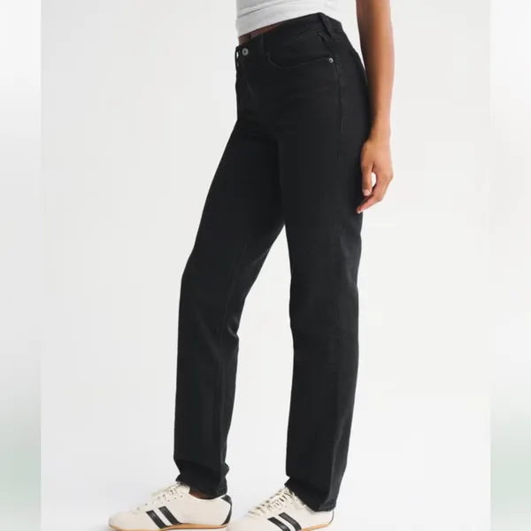 NWT Abercrombie & Fitch straight leg jeans, size 26 long - Image 3