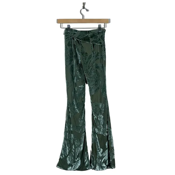 Oh Polly Devore Burnout Velvet Botanical Flare Pants Olive Green Boho Size 2 - Image 6