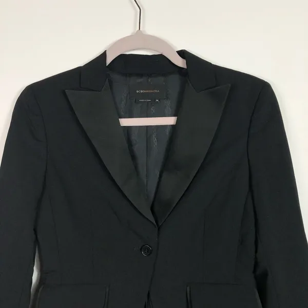 BCBGMaxazria wool‎ blazer women’s size XS - Image 2