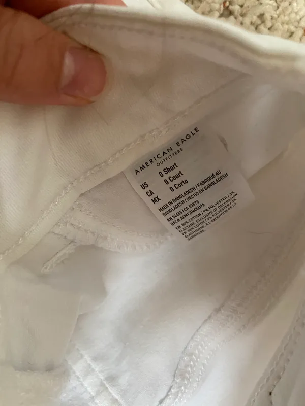 American Eagle White Denim Skinny Jeans - Image 3