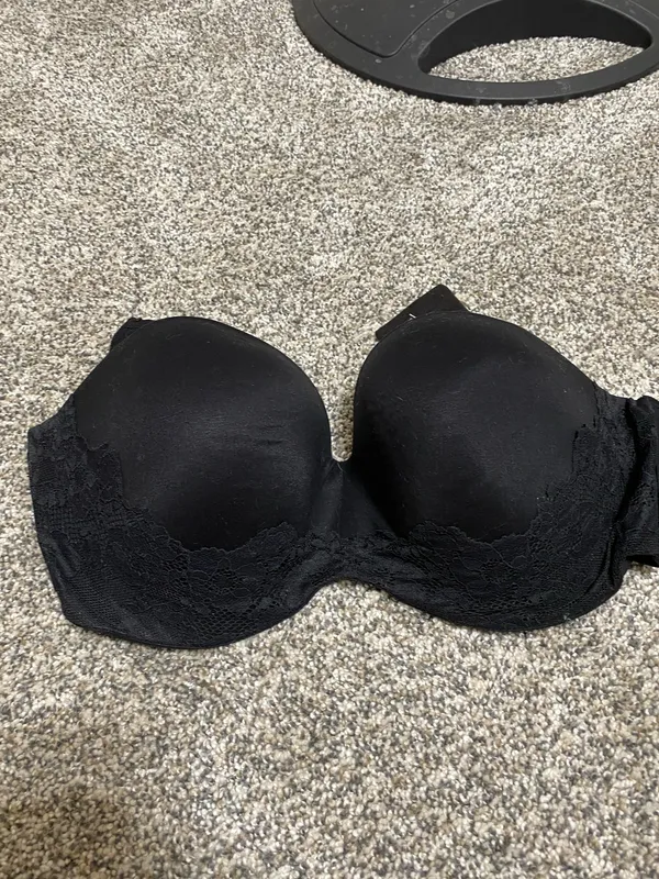 PINK - Victoria's Secret Body by Victoria Lined Strapless Underwire Convertible Bra Black Lace Band - Image 3