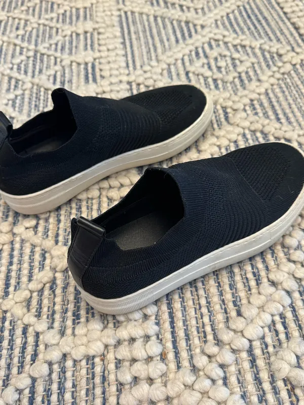 Madden Girl Slip-On Sneakers - Image 2
