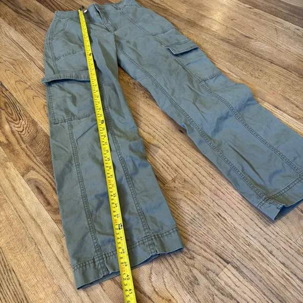 Abercrombie & Fitch Olive Green High Rise Cargo Pants Straight Leg Size 27/4 - Image 6