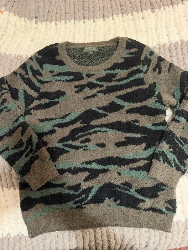 Barefoot dreams cozy chic seaside crewneck Pullover size large - Image 2