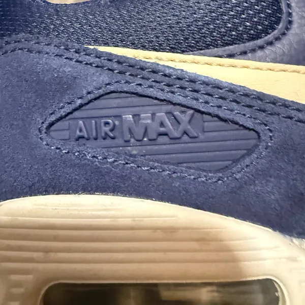 Nike Air Max 90 Essential Ultra - Image 8