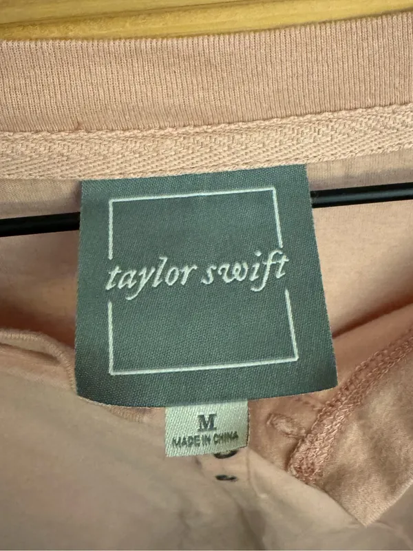 Taylor Swift Medium Pink Folklore Peace Long Sleeve Henley Cotton Lightweight - Image 6
