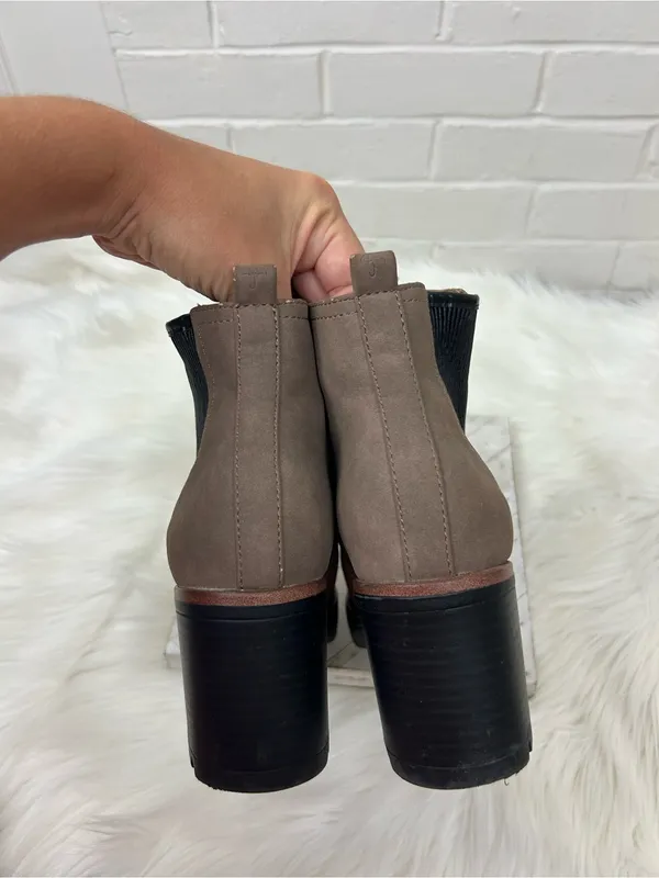 Naturalizer Madalynn Gore Water Repellent Bootie Size 9.5 - Image 7