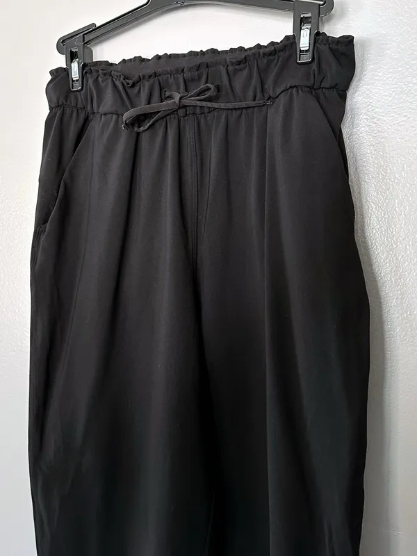 Lululemon Stretch High-Rise Jogger Black Size 4 - Image 4