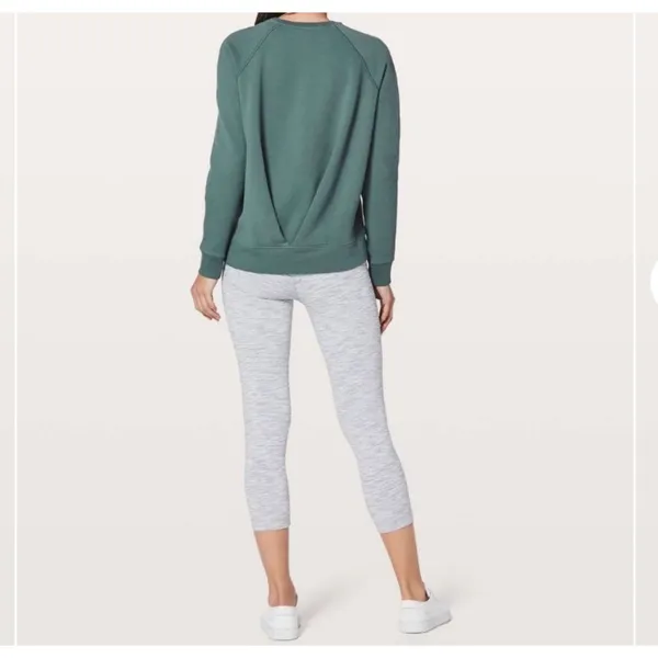 Lululemon Just Pleat It Crewneck Women Size 10‎ Green Good Raglan Sweatshirt - Image 2