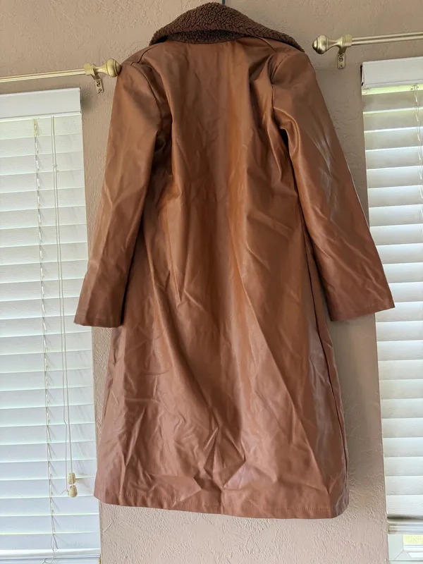 Boohoo Cognac Brown Faux Leather Long Trench Coat Sherpa Collar Size M - Image 2
