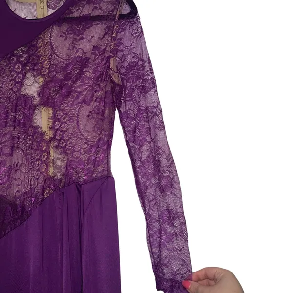 Michael Costello X Revolve Hillary Lace Gown In Purple - Image 6