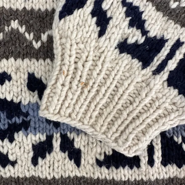Anthropologie Vintage Heavy Knit 100% Wool Fair Isle Crewneck Sweater Cream, Blue, Brown M - Image 4
