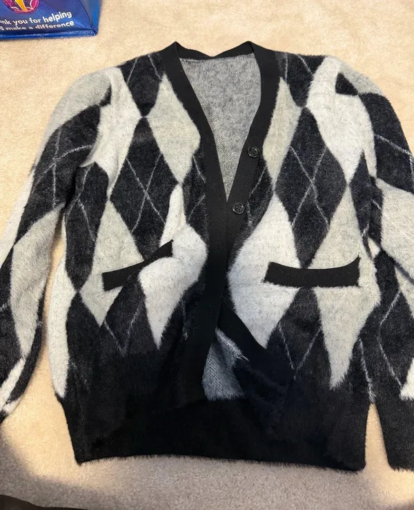 Cardigan Gray - Image 2