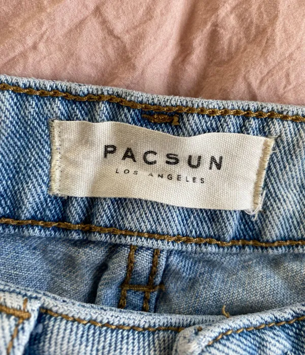 PacSun Light-wash Jean Shorts - Image 3