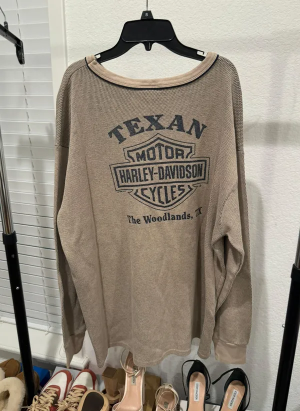 Vintage Crewneck - Image 2