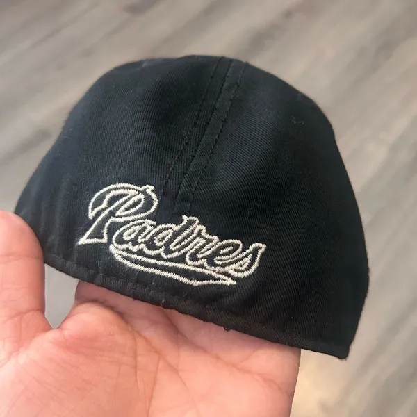 Women's SD hat Black - Image 3