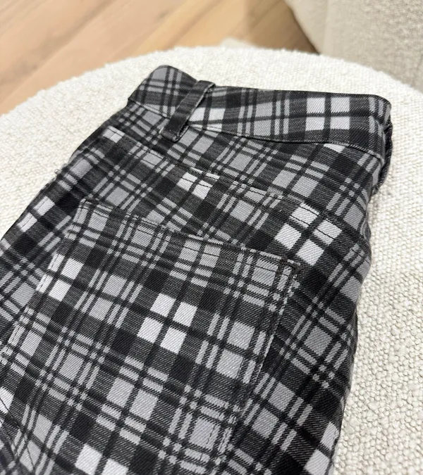 Plaid Pants Size 28 - Image 4