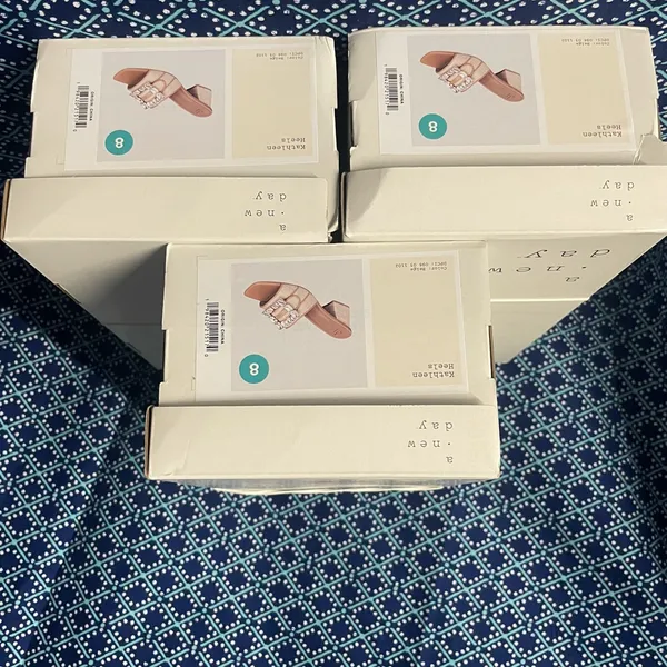 A New Day 3pairs of Women's Tan Heeled Sandals NWT - Image 2