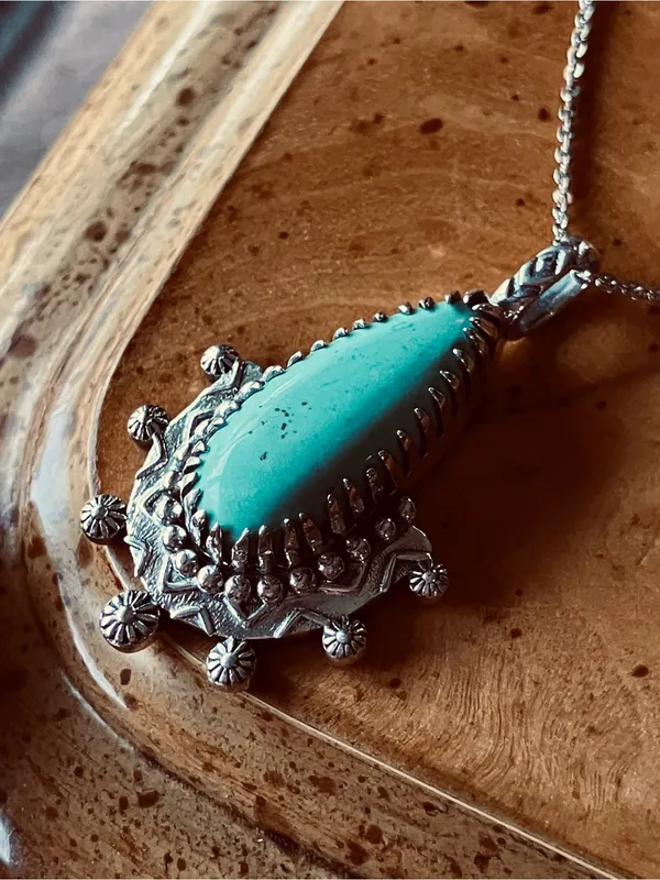 Royston Turquoise Sterling Silver Necklace Green - Image 2