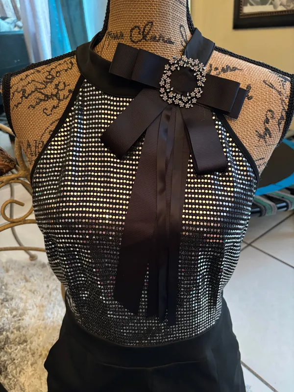 Gorgeous one see size M. Black Size M - Image 2