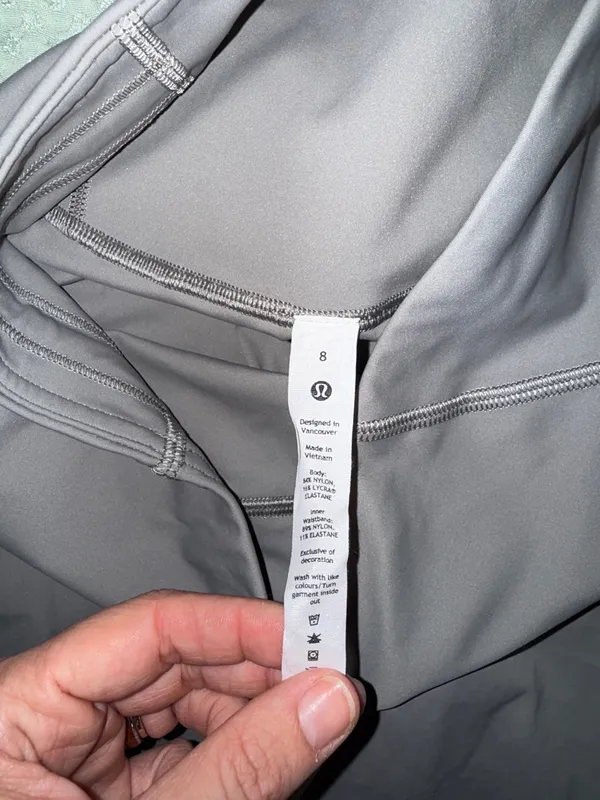 Lululemon Base Pace High-Rise Reflective Short 8" Gull Grey size‎ 8 - Image 4