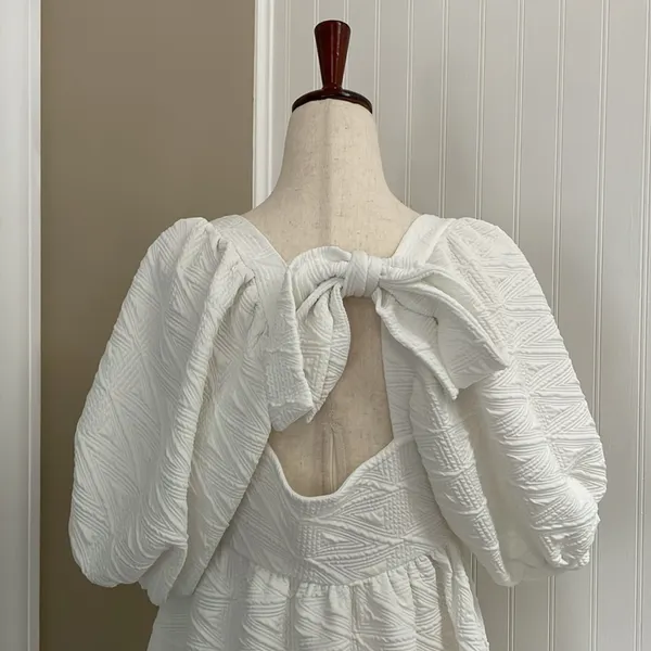 FREE PEOPLE Violet Puff Sleeve Tie Back Babydoll Mini Dress in White Size M (?) - Image 9