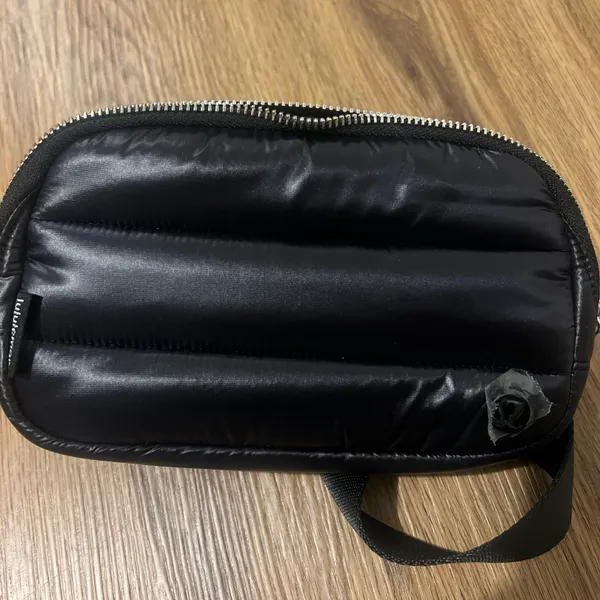 Lululemon Everywhere Belt Bag Wunder Puff - Image 2