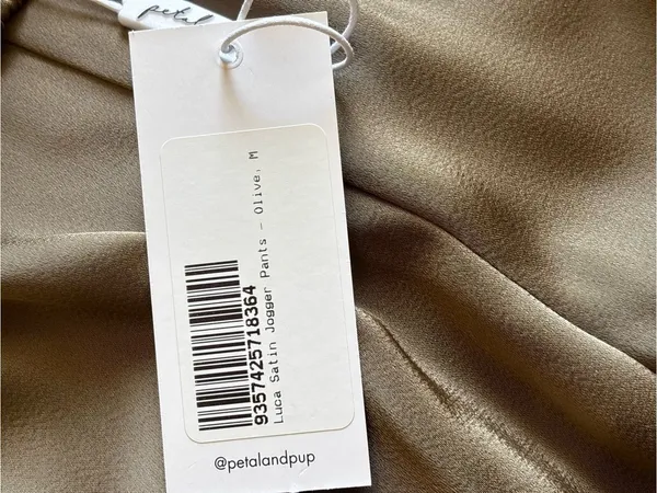NWT Petal & Pup Gilli Luca Olive Green Satin Cargo Jogger Pants Size M - Image 6