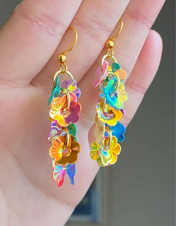 Handmade fairy cute funky unique style flower sequins dangle earrings🌈🌼 - Image 4