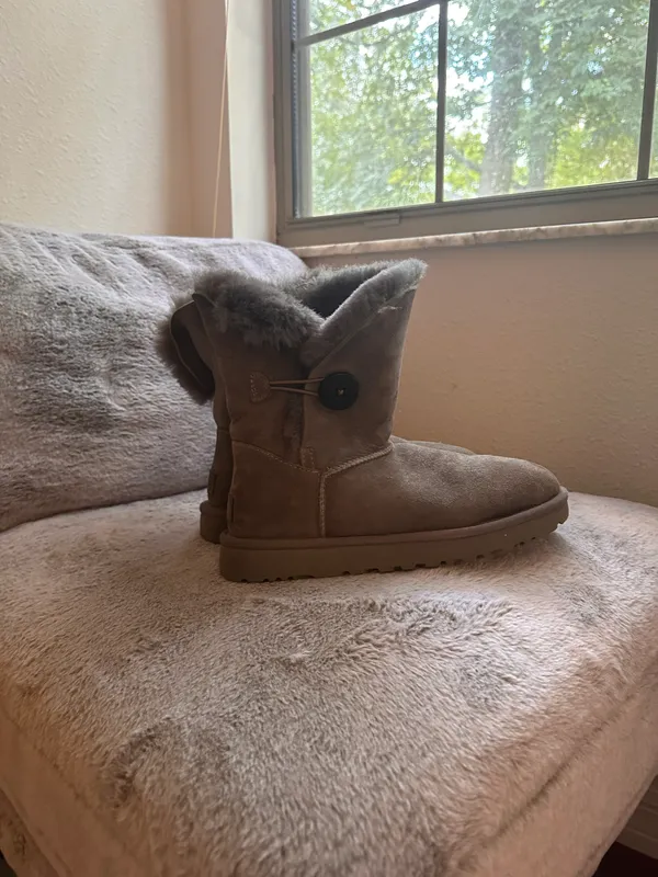 UGG Boots - Image 4